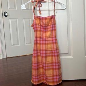 Divided Backless Dress. Orange and Pink!